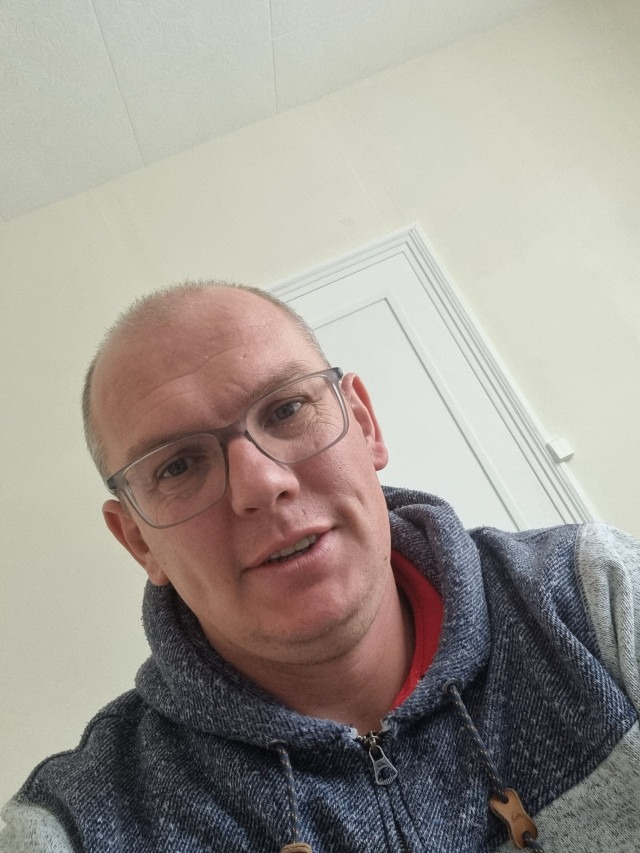 Profil de Johnatan, 46 ans, Échangiste à Nicolet