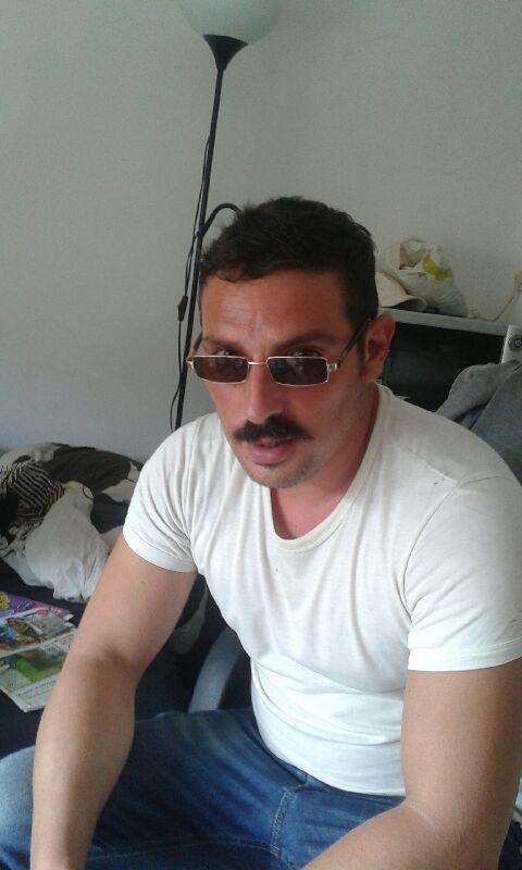 Profil de Kahis, 50 ans, Échangiste à Holdfast