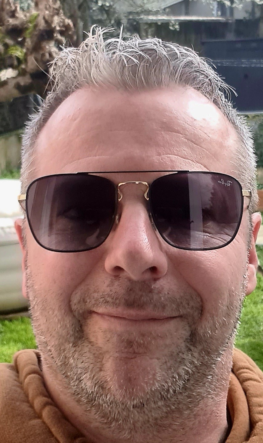 Profil de Leis, 55 ans, Échangiste à Cambridge