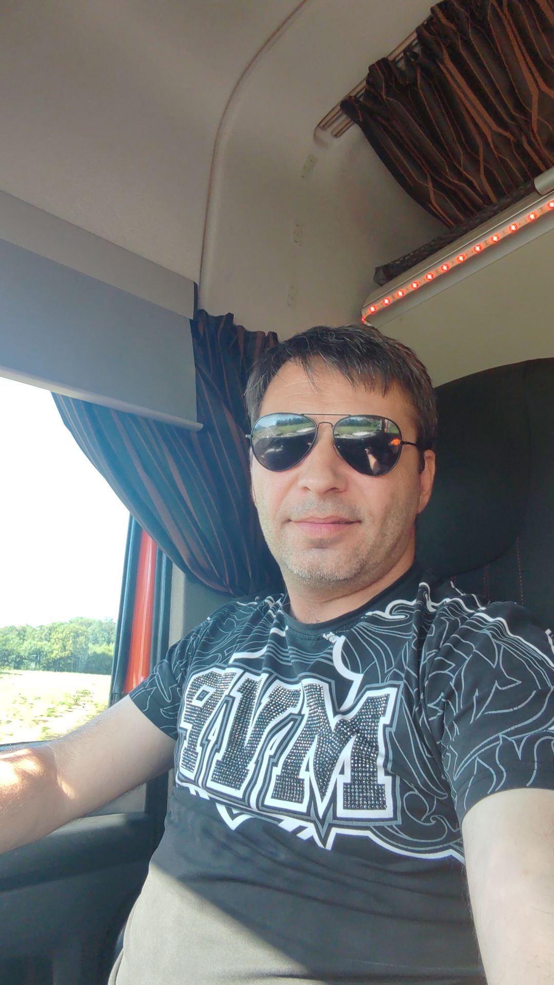 Profil de Ioannis, 47 ans, Échangiste à Hanley