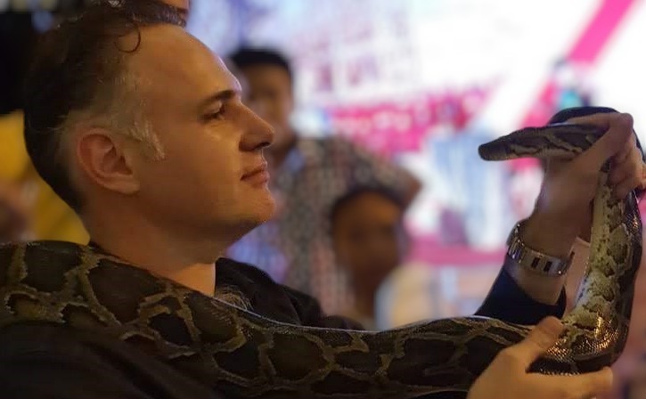 Profil de Sayah, 49 ans, Échangiste à Mankota