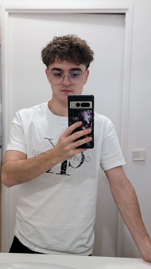 Profil de Aykan, 19 ans, Échangiste à Napierville