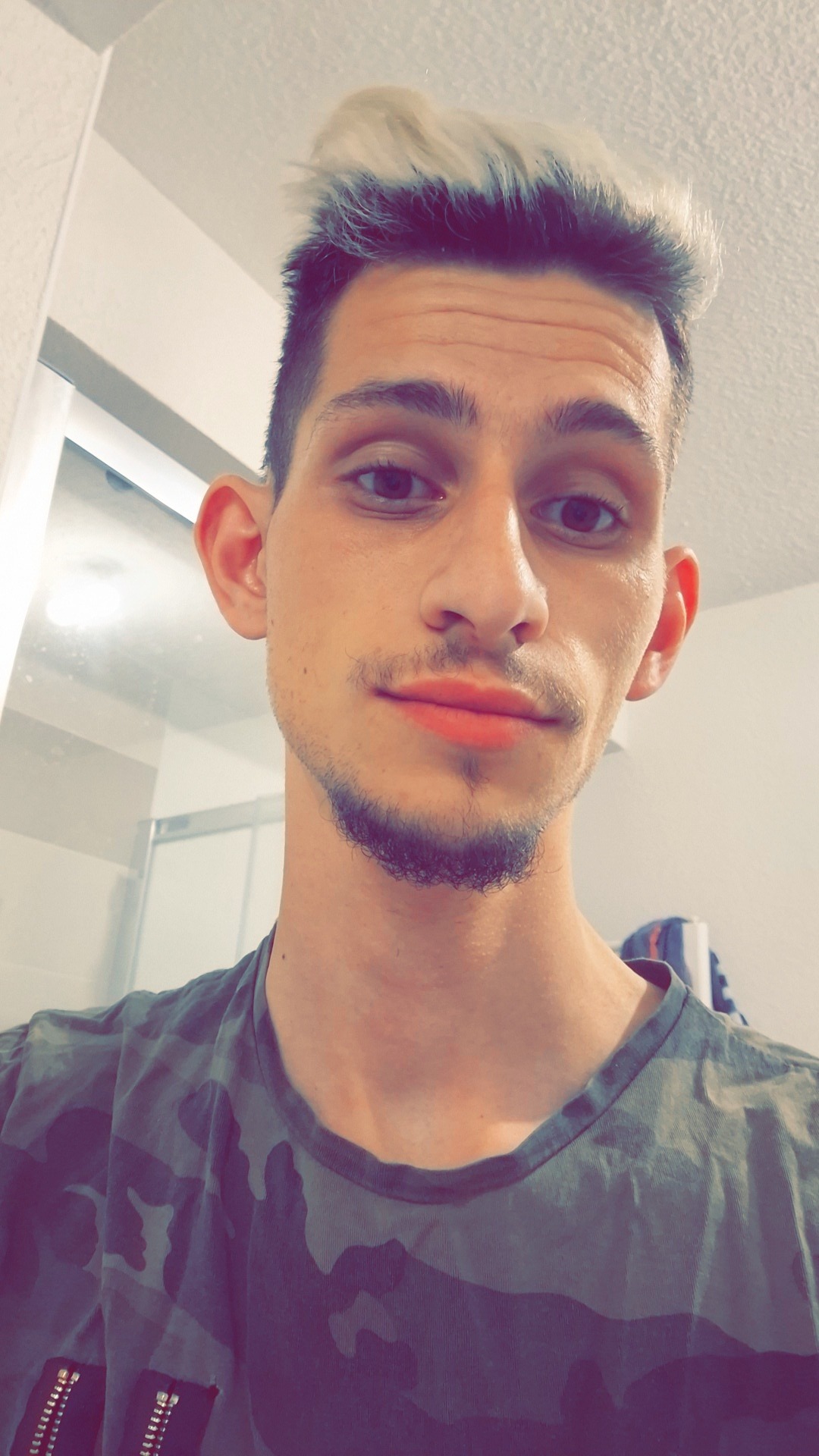 Profil de Symphorien, 29 ans, Échangiste à Ebenezer