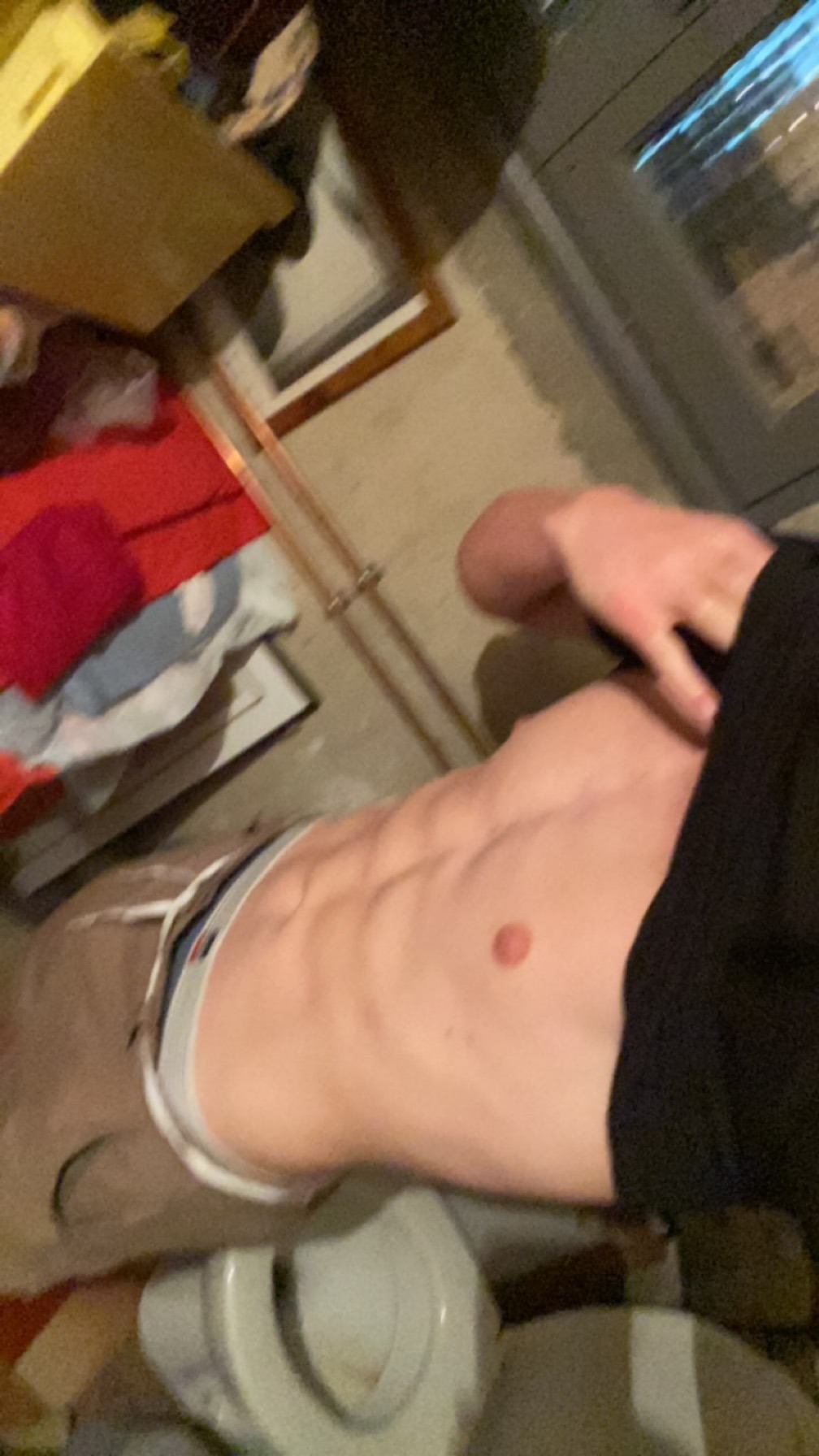 Profil de Niki, 18 ans, Échangiste à Courcelles