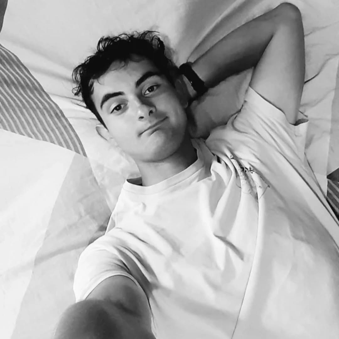 Profil de Adil, 22 ans, Échangiste à Kamsack