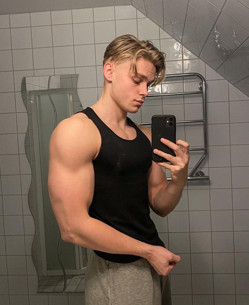 Profil de Carly, 21 ans, Échangiste à Choiceland