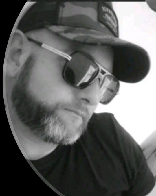 Profil de Alaedine, 38 ans, Échangiste à Primate