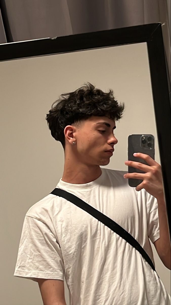 Profil de Ferhat, 22 ans, Échangiste à Elrose