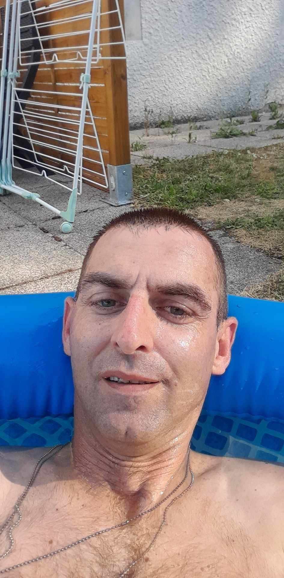 Profil de Augustin, 40 ans, Échangiste à Pense