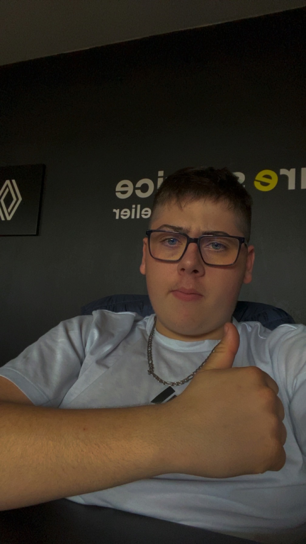 Profil de Issame, 24 ans, Échangiste à Courcelles