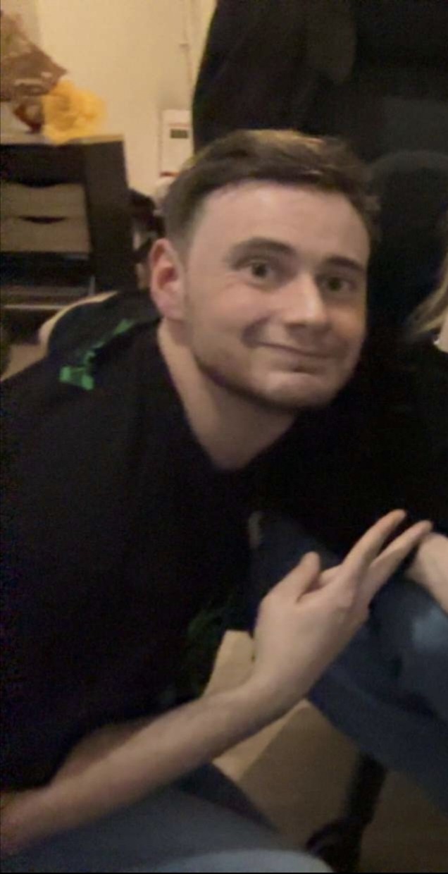 Profil de Colin, 26 ans, Échangiste à Bruno